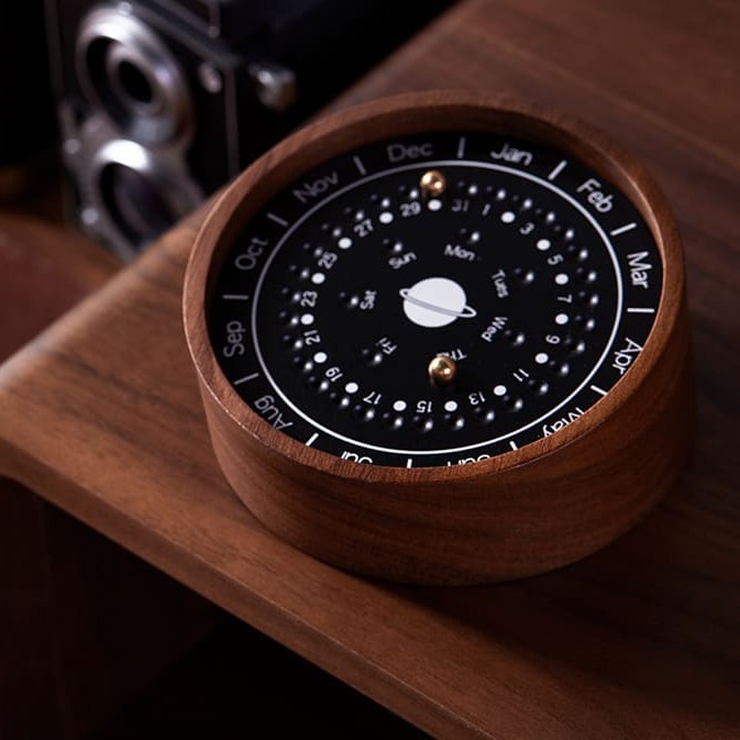 ปฎิทินตั้งโต๊ะตกแต่งบ้าน – Infinity Time Desk Calendar