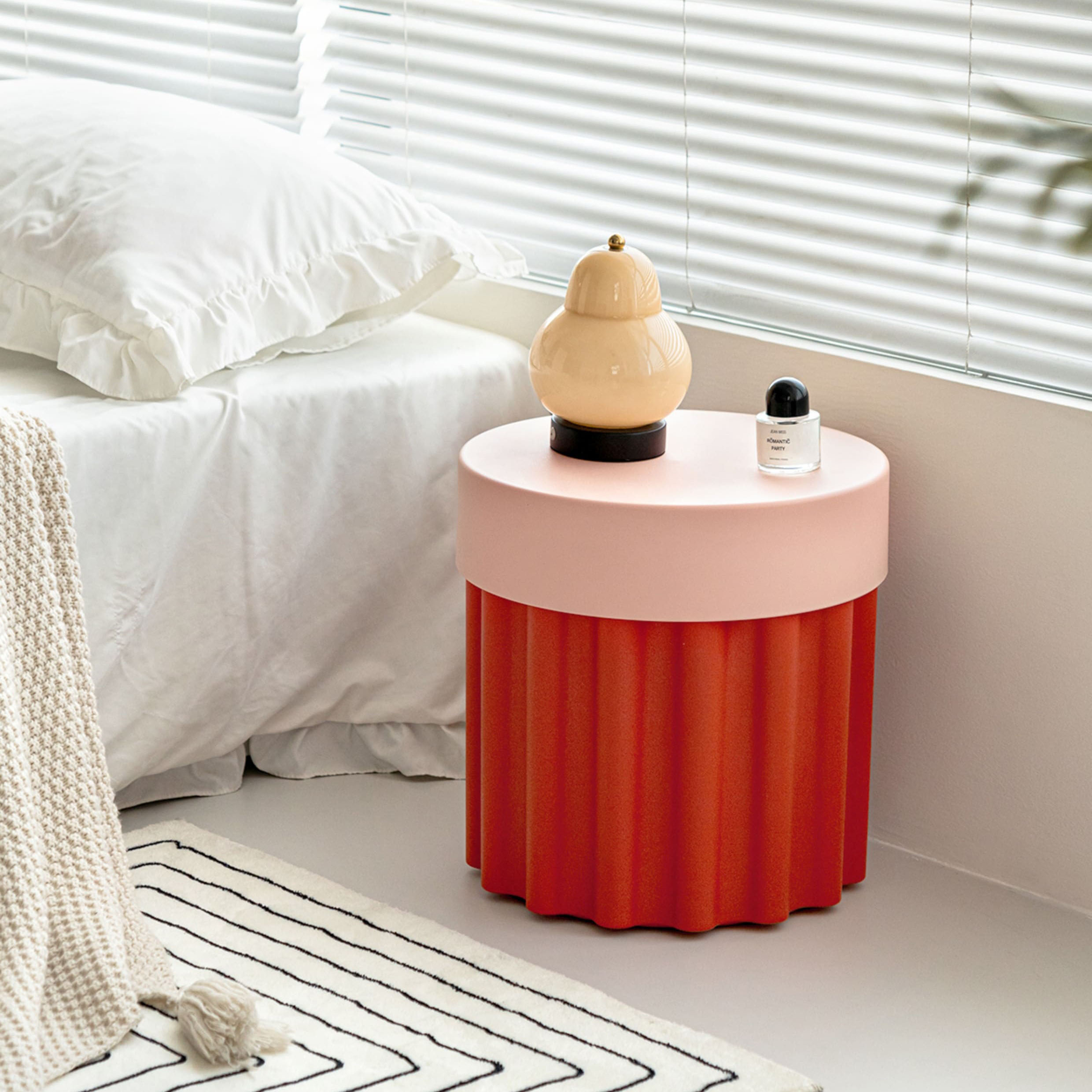 โต๊ะข้างตกแต่งบ้าน – Candy Pop Side Table