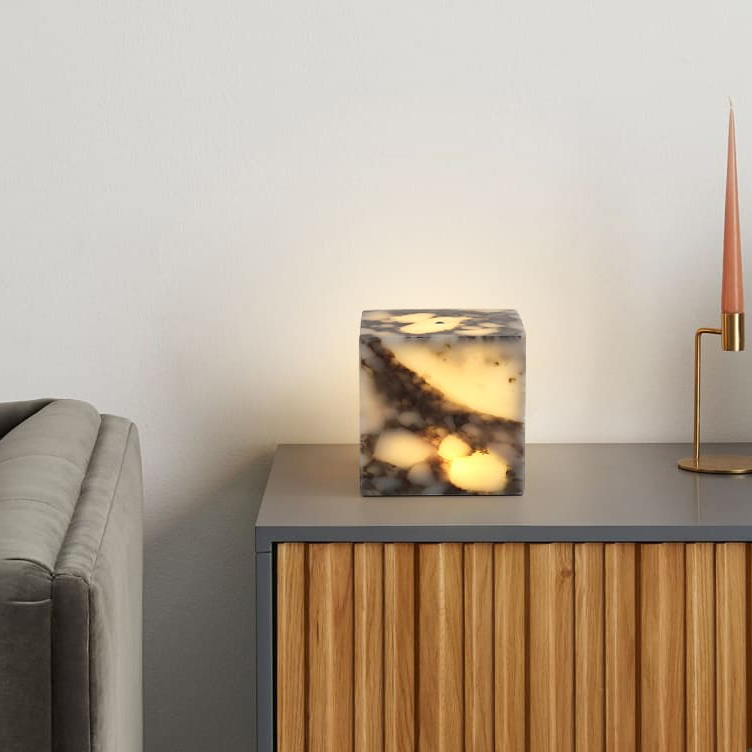 โคมไฟตั้งโต๊ะตกแต่งบ้าน – Marble Cubic Table Lamp