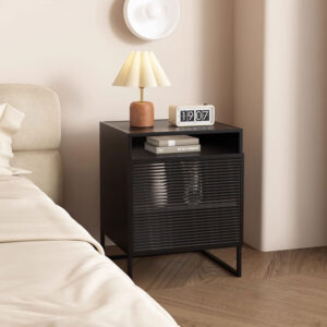 โต๊ะข้างตกแต่งบ้าน - Aero Line Side Table