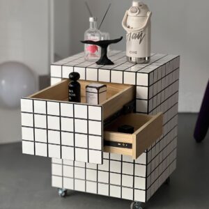 โต๊ะข้างตกแต่งบ้าน – Secret Drawer Side Table